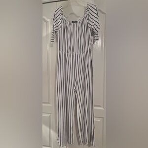 Vibe Sportswear Black & White Jumpsuit